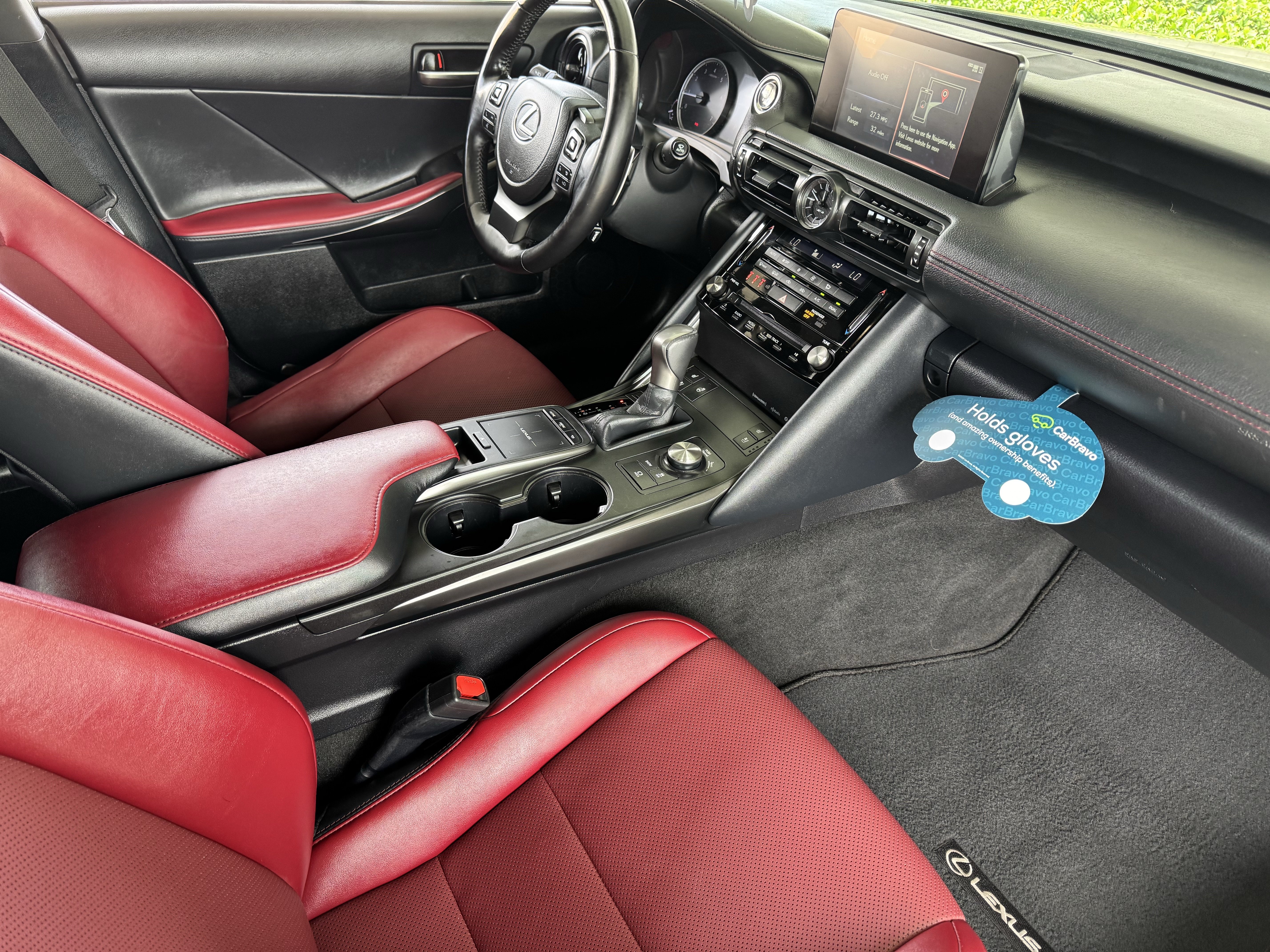 2023 Lexus IS 300 - Photo 15