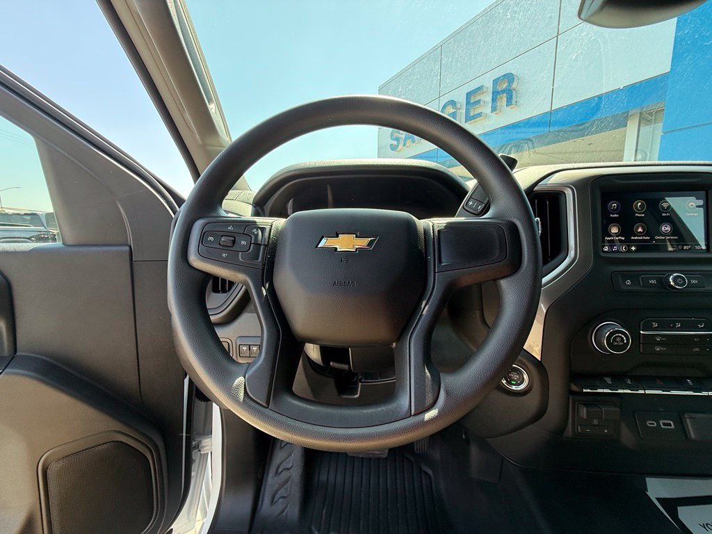 2026 Chevrolet Silverado 3500 HD Chassis Cab Work Truck view 4