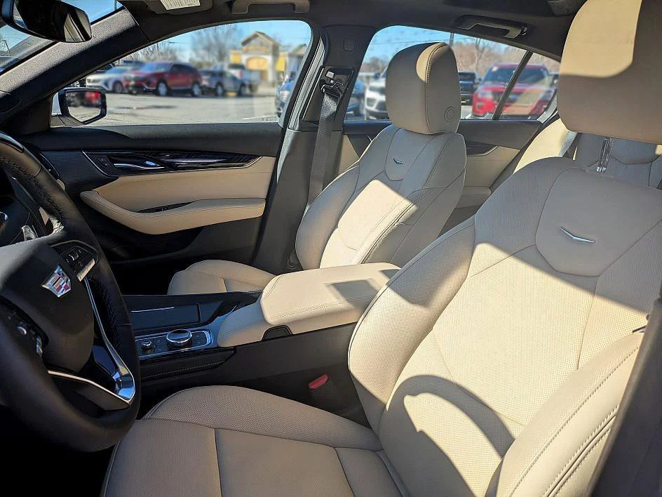 2026 Cadillac CT5 Premium Luxury - Photo 10