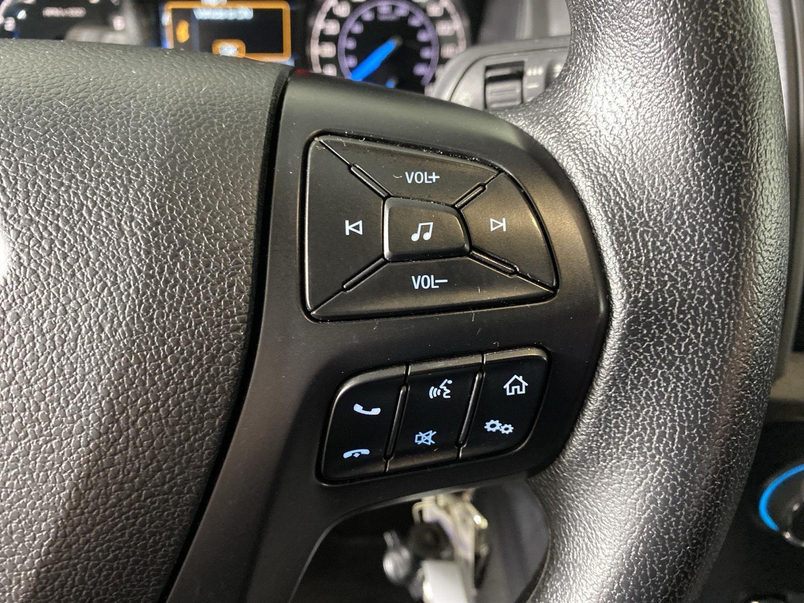 Used 2019 Oxford White Ford XL image 28