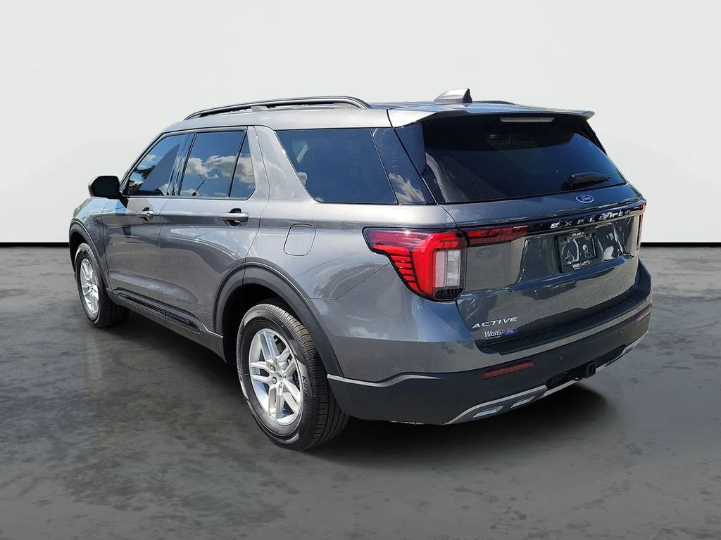 New 2026 Carbonized Gray Metallic Ford Active image 3