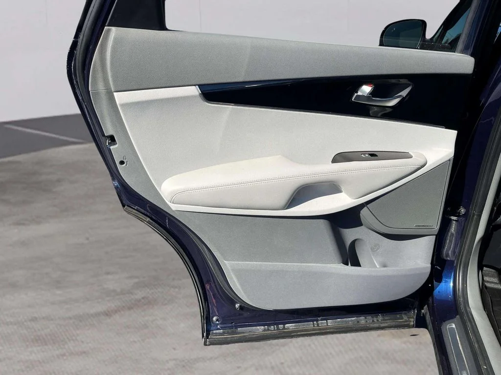 Certified Used 2020 Imperial Blue Kia SX image 28