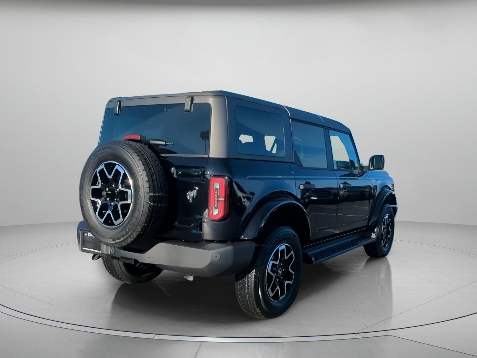 New 2026 Shadow Black Ford Outer Banks® image 24