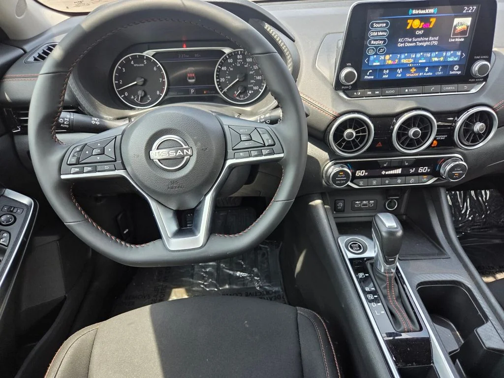 Used 2025 Orange Nissan SR image 22