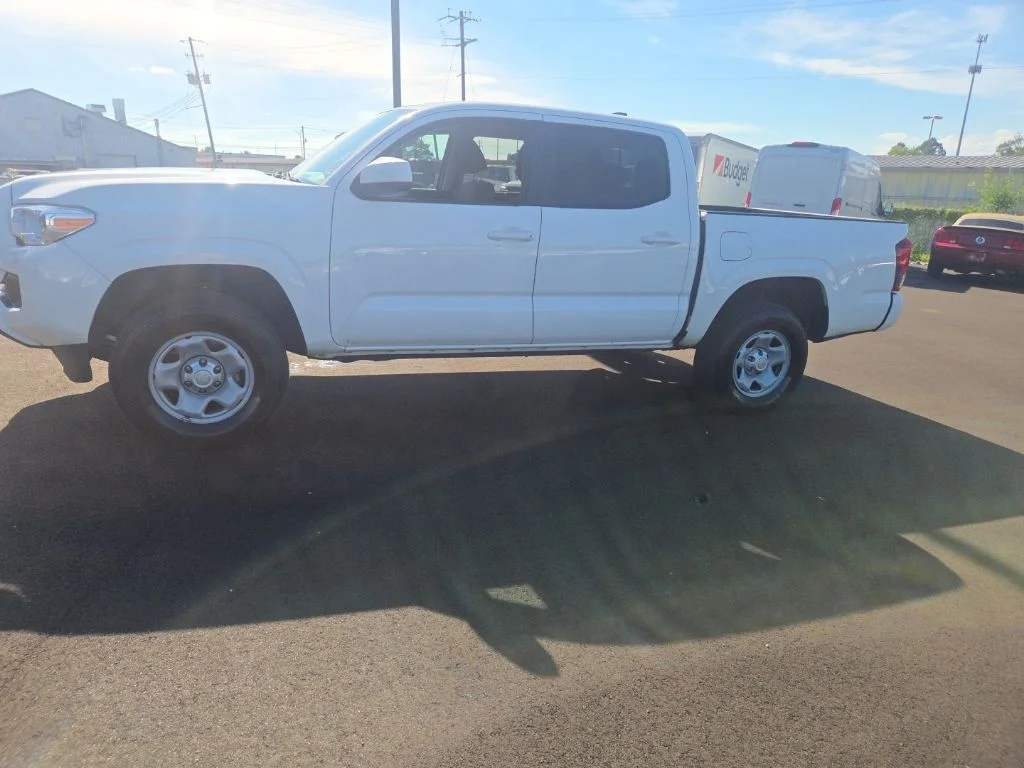 Used 2023 White Toyota SR image 6