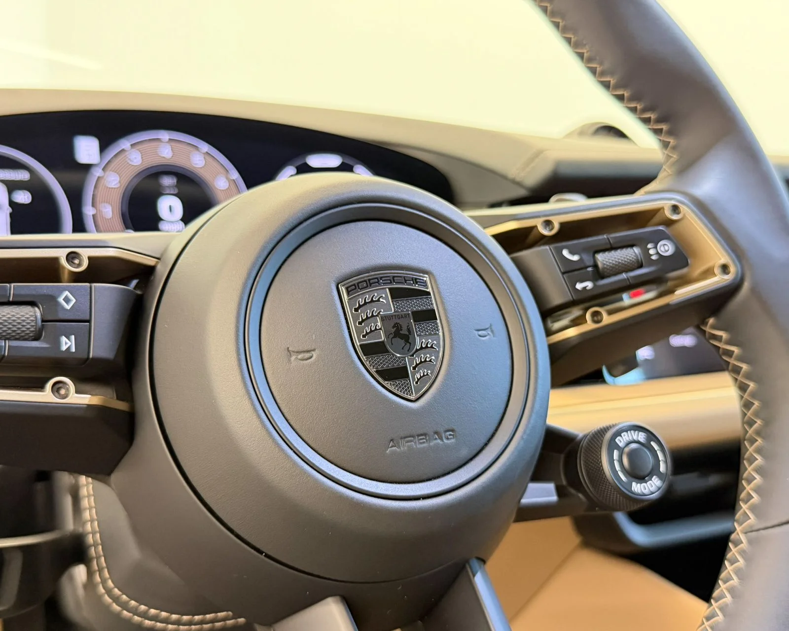 Used 2025 White Porsche Turbo image 29