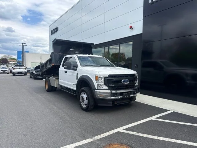 Used 2020 White Ford XL image 1