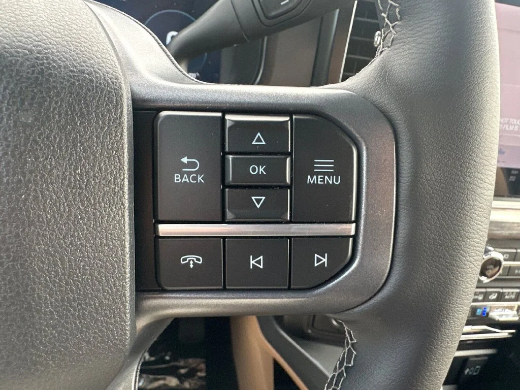 New 2027 Silver Ford Lariat image 18