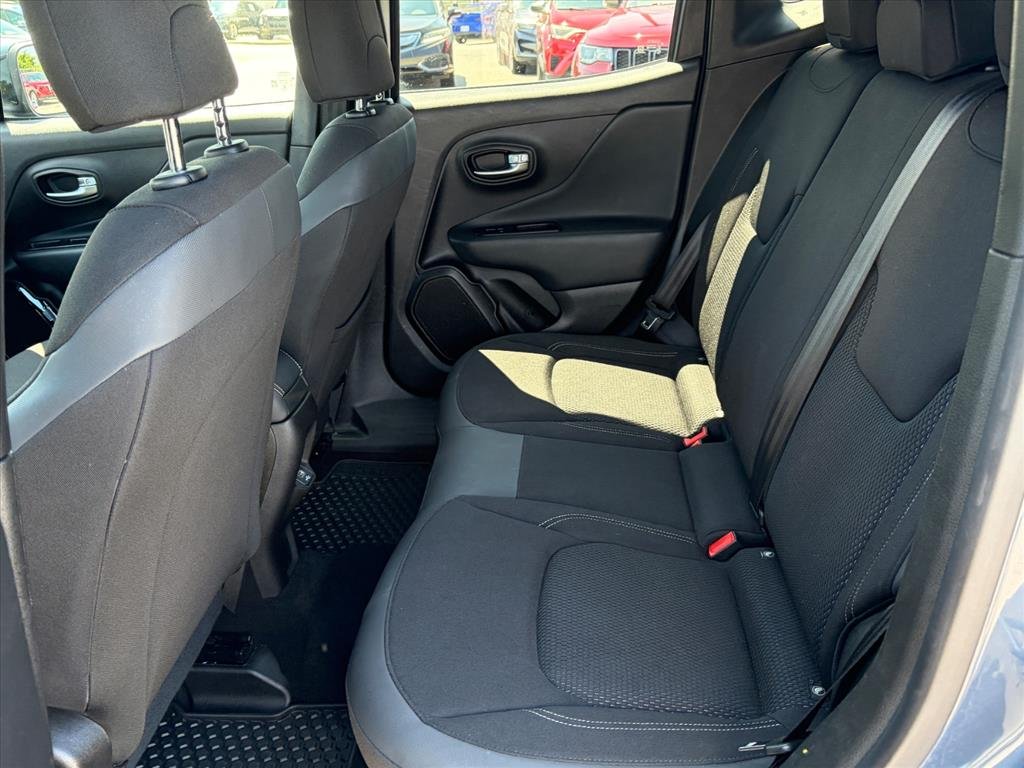 Used 2022 Slate Blue Pearl Coat Jeep Altitude image 21