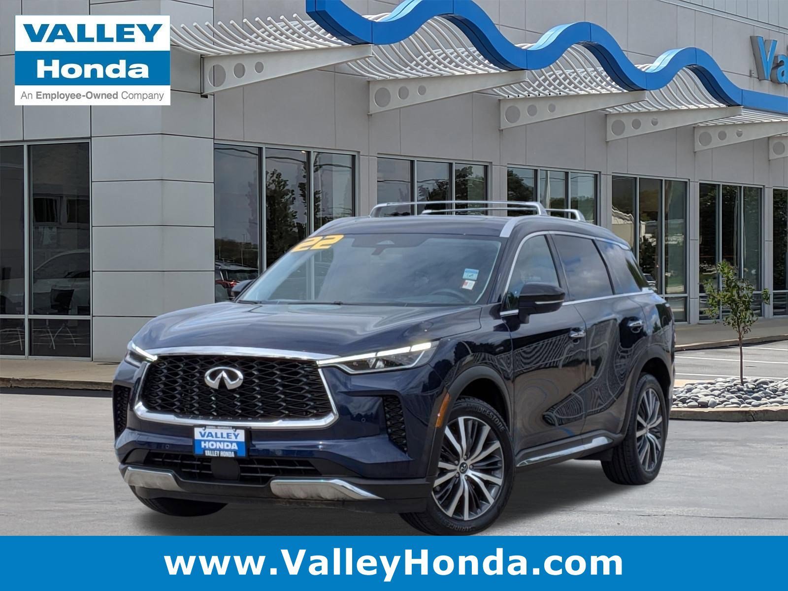 2022 INFINITI QX60 SENSORY AWD's photo