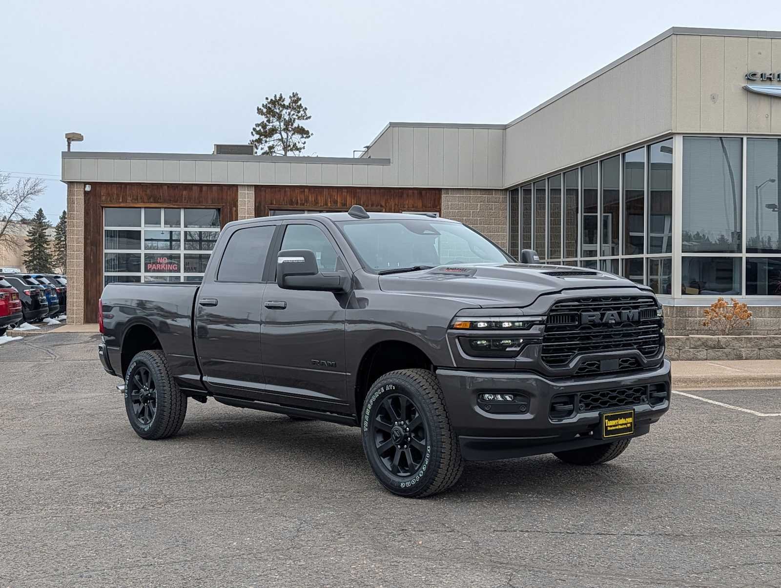 2026 RAM 3500 Laramie Crew Cab 4WD