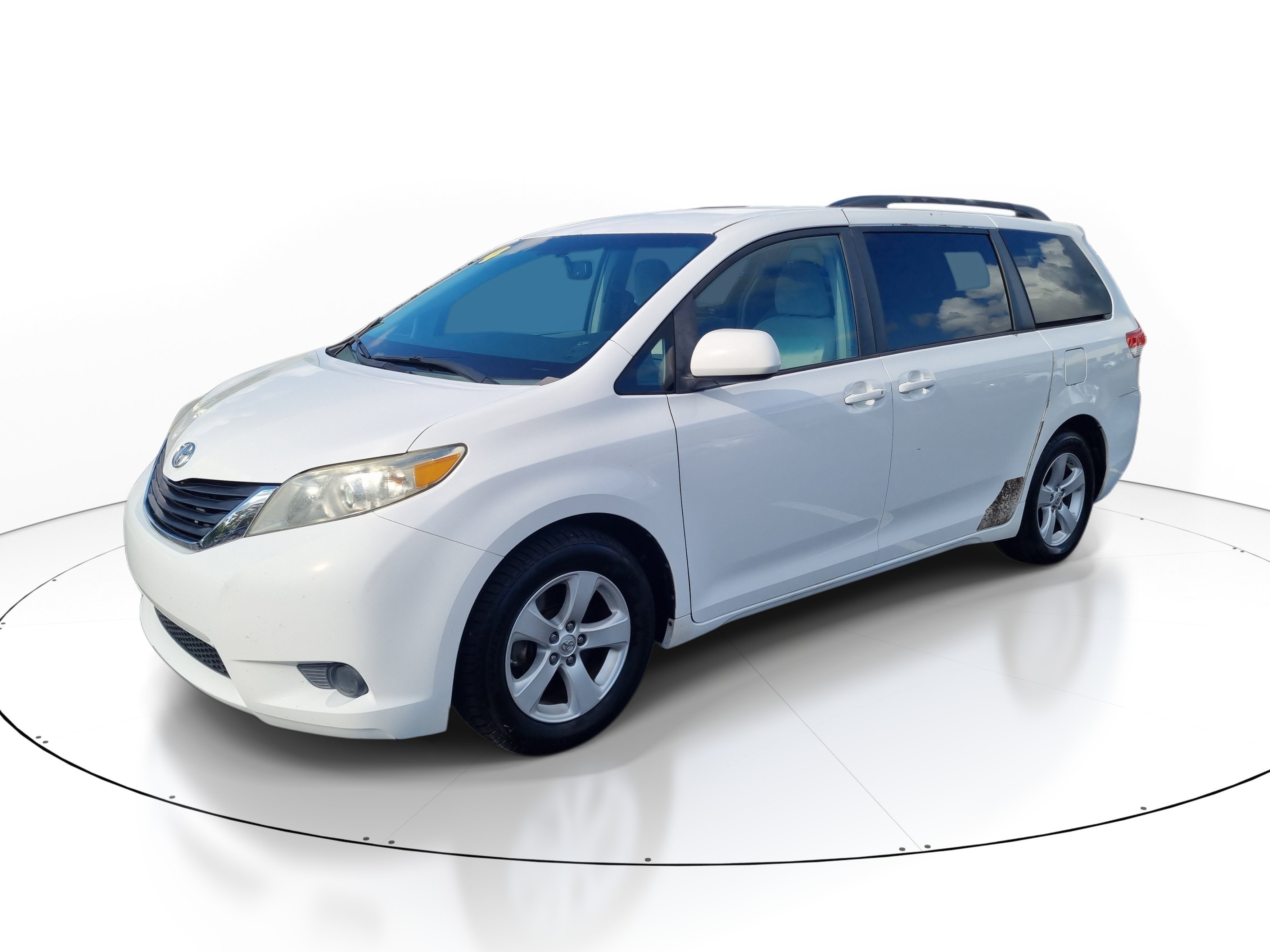 Used 2014 Super White Toyota LE image 2