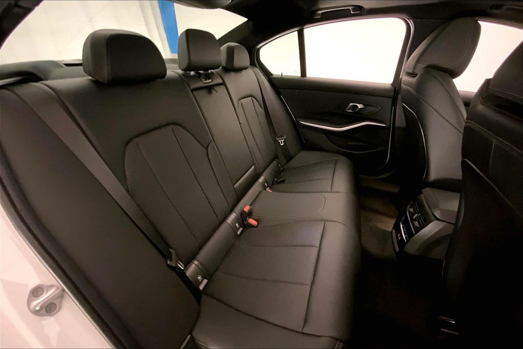 Certified Used 2024 Alpine White BMW  image 15