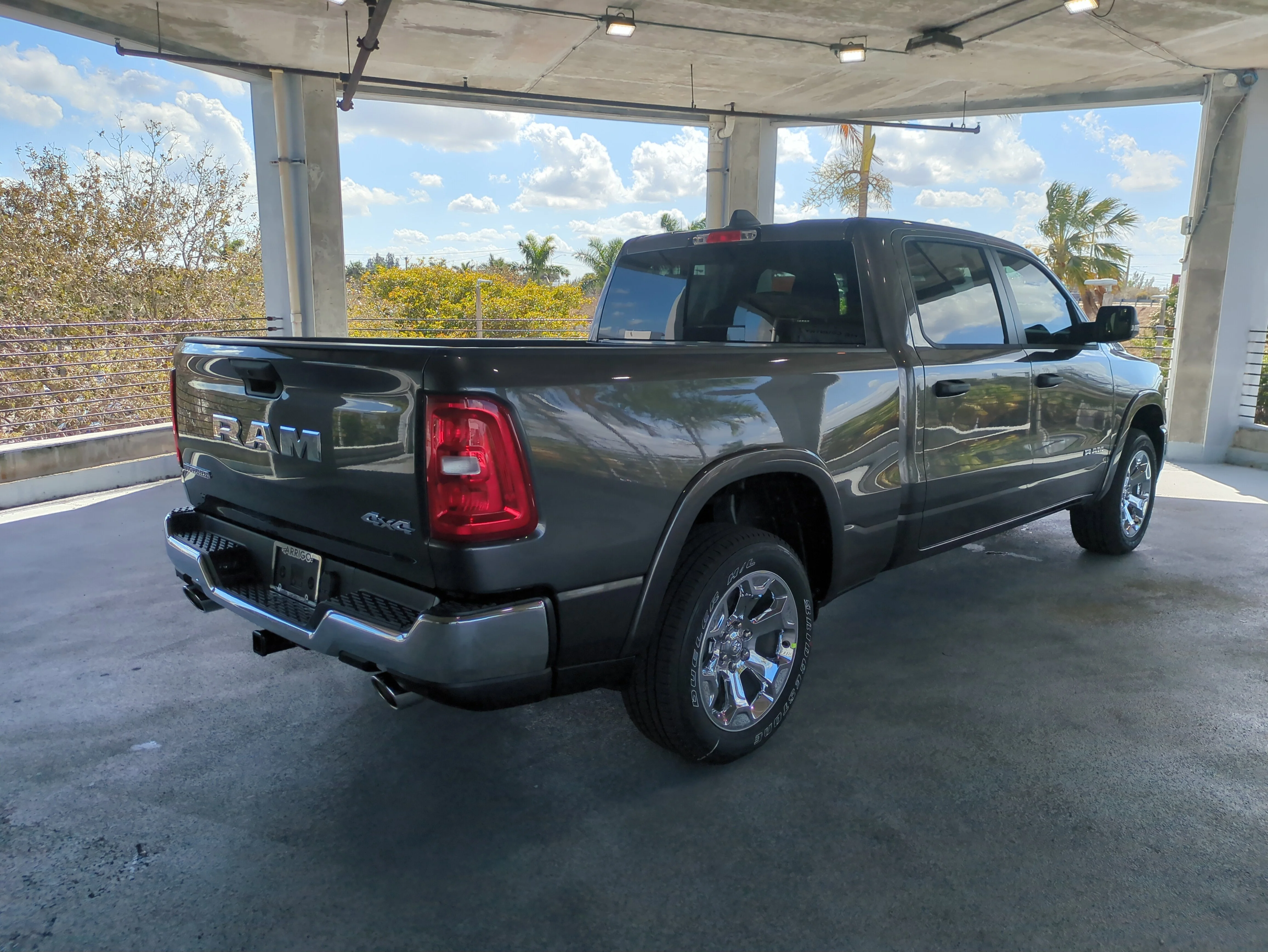 New 2026 Granite Crystal Metallic Clear-Coat Exterior Paint RAM Big Horn image 4