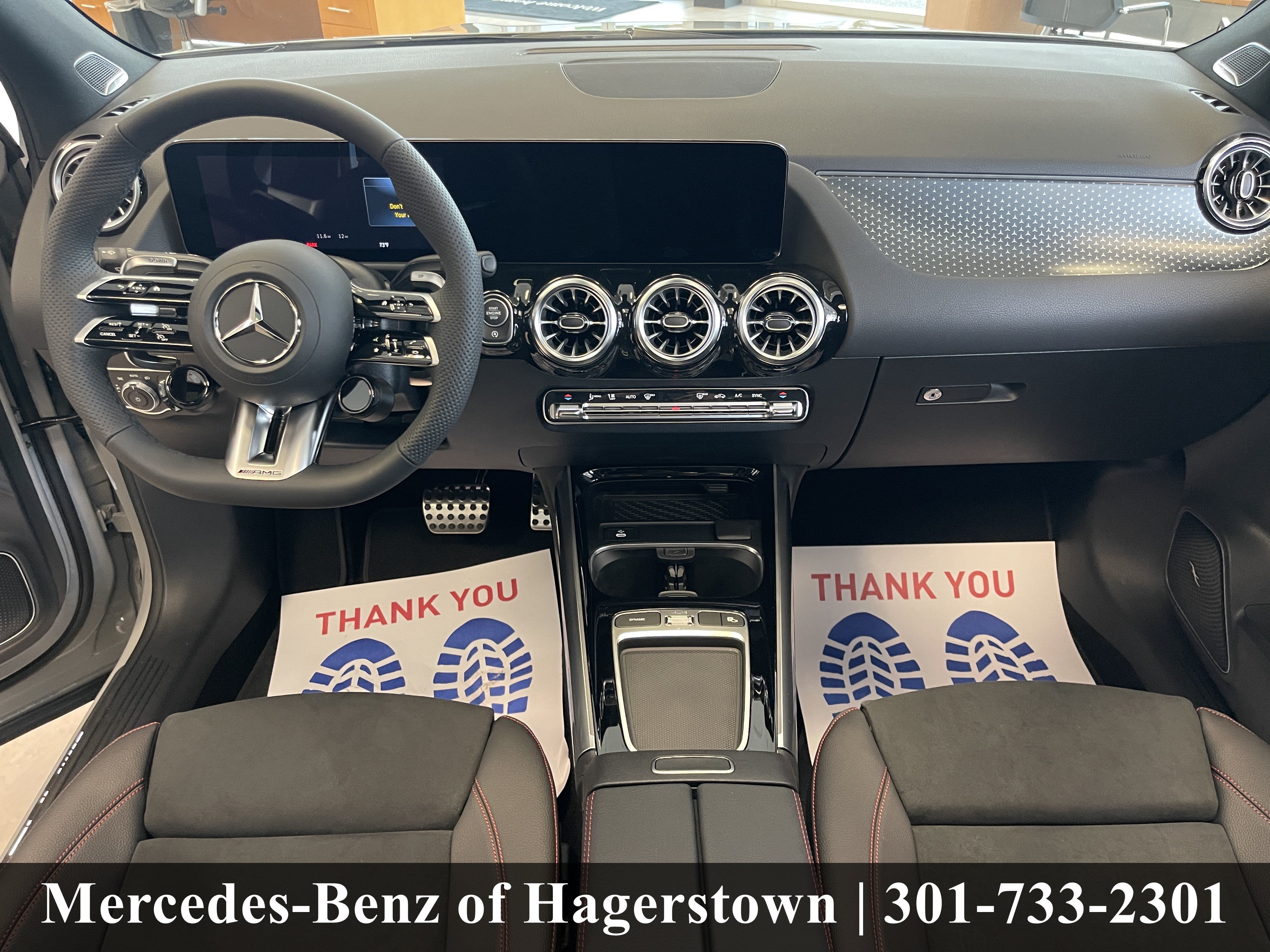 New 2026 MANUFAKTUR Alpine Grey Mercedes-Benz AMG® GLA 35 4MATIC SUV image 37