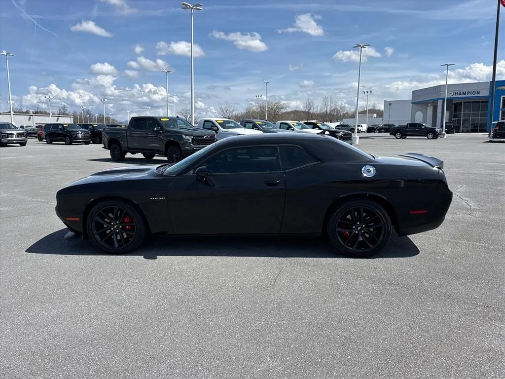2C3CDZBT5NH210596
