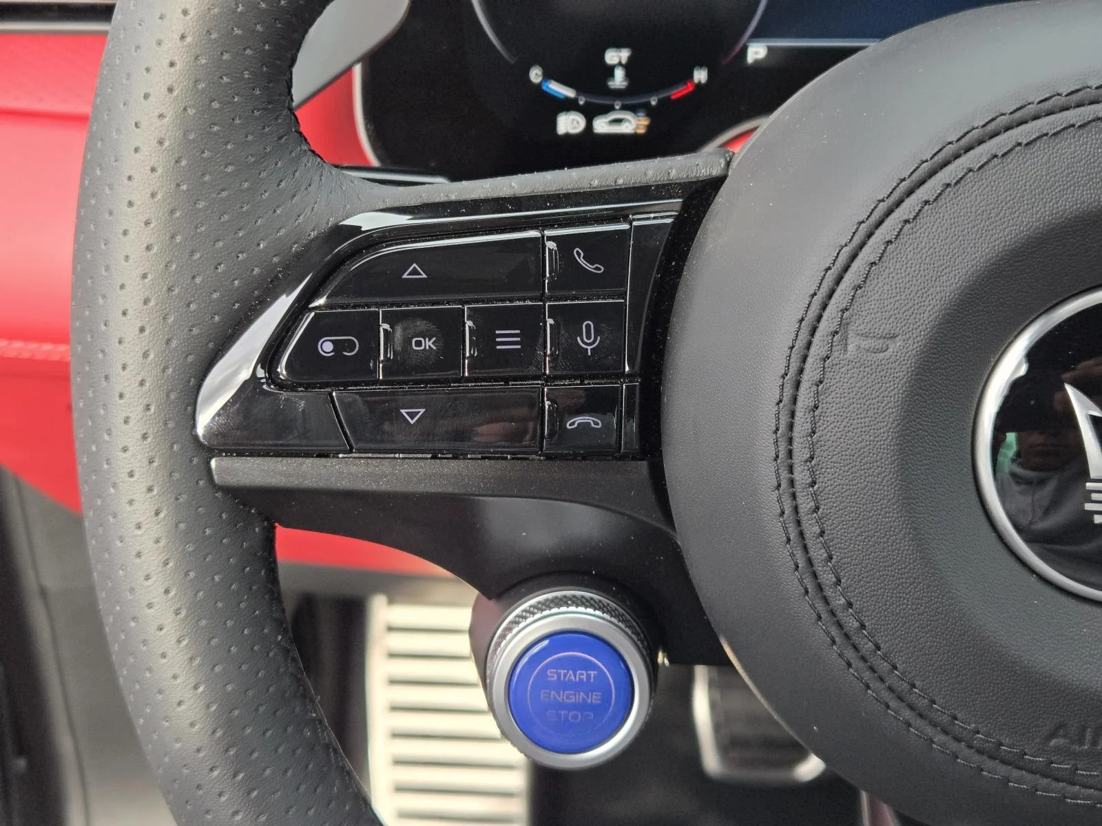 2026 Maserati Grecale Modena V6 - Photo 15