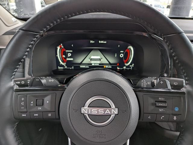 Used 2025 Gray Nissan Platinum image 28