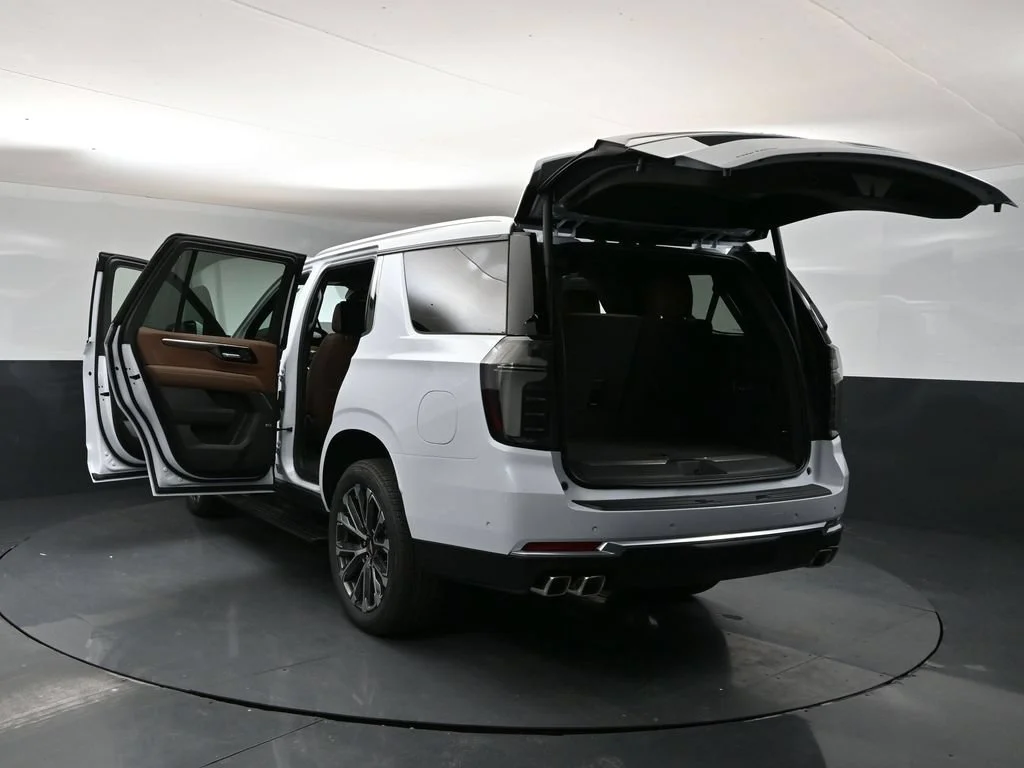 New 2026 Polar White Tricoat Chevrolet High Country image 41
