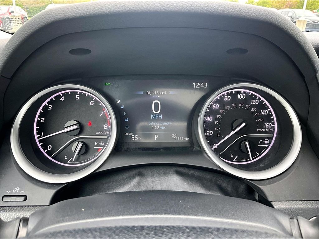 Used 2024 Beige Toyota XLE image 25
