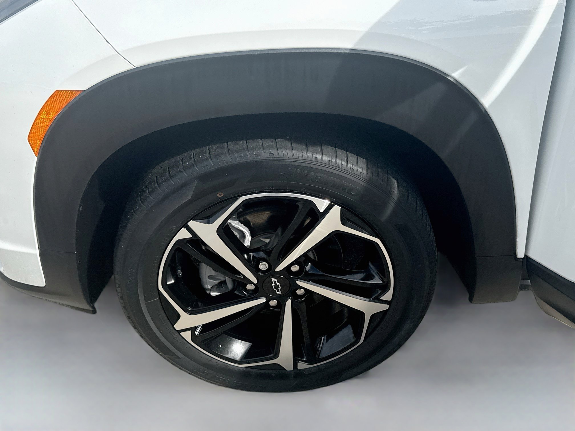 Used 2022 Summit White Chevrolet RS image 36
