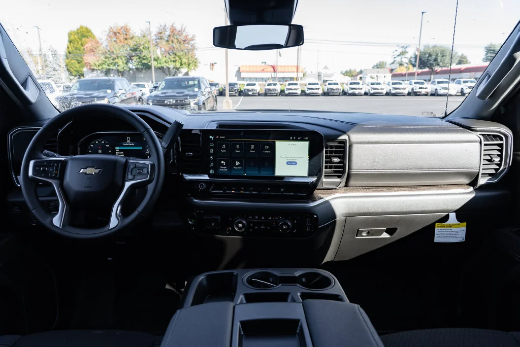 2026 Chevrolet Silverado 1500 LT - Photo 9