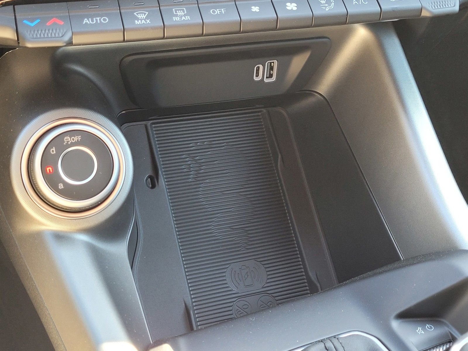 2025 Alfa Romeo Tonale Base - Photo 25