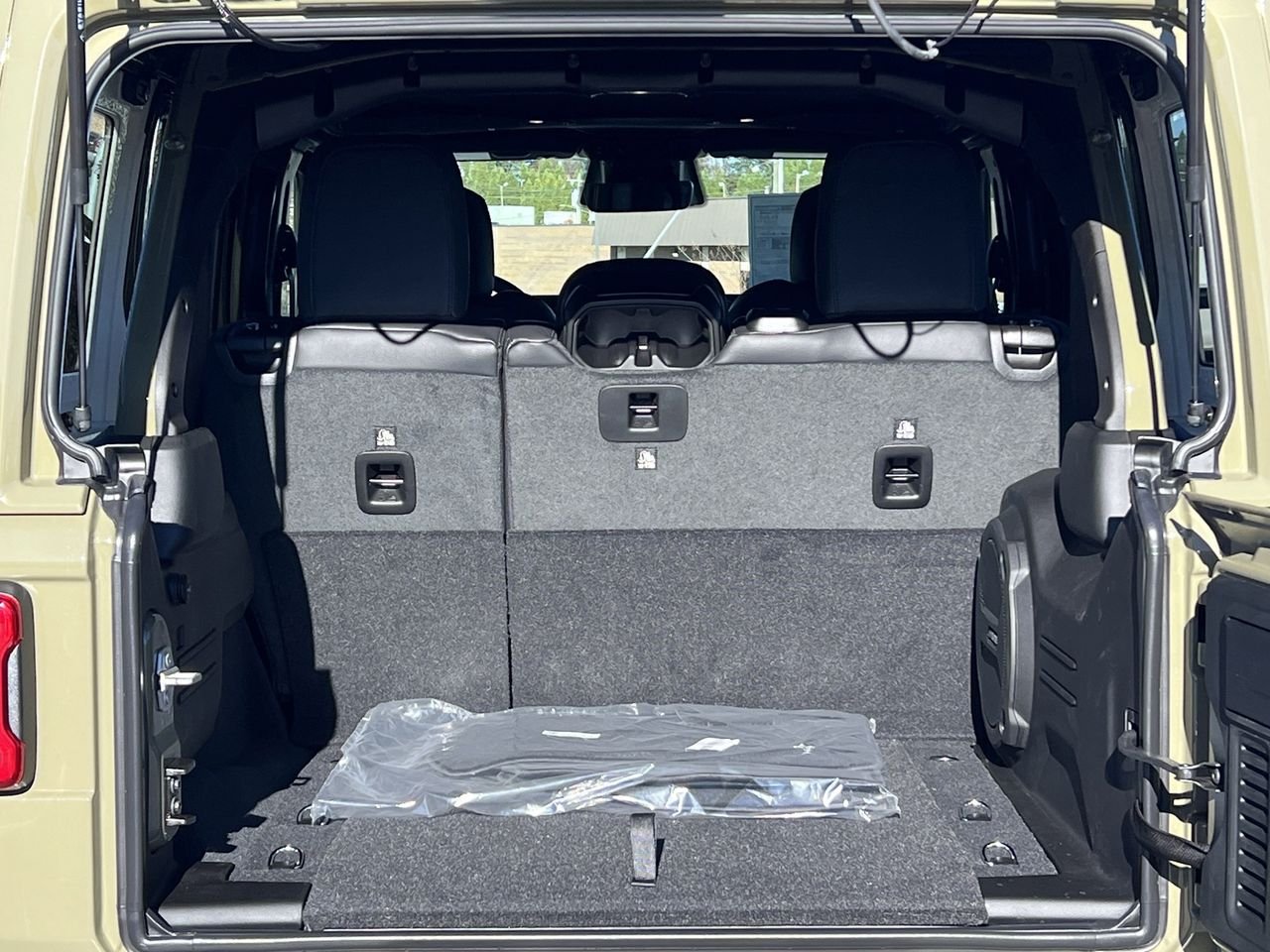 New 2026 41 Exterior Paint Jeep Sahara image 25