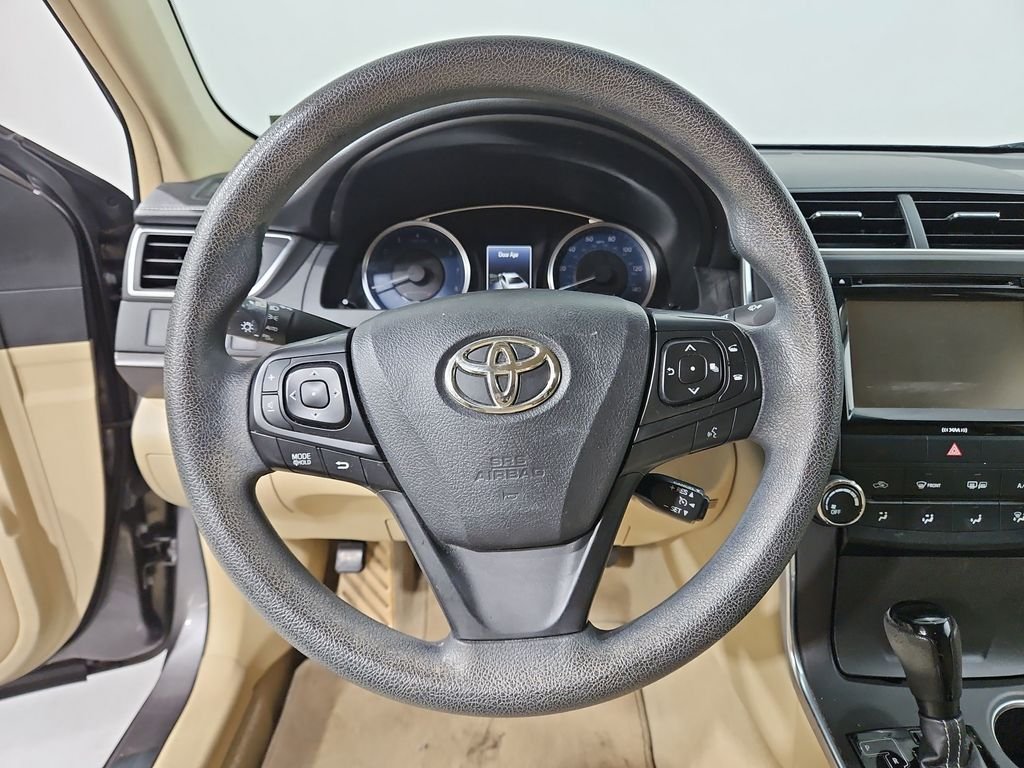 Used 2016 Gray Toyota LE image 15