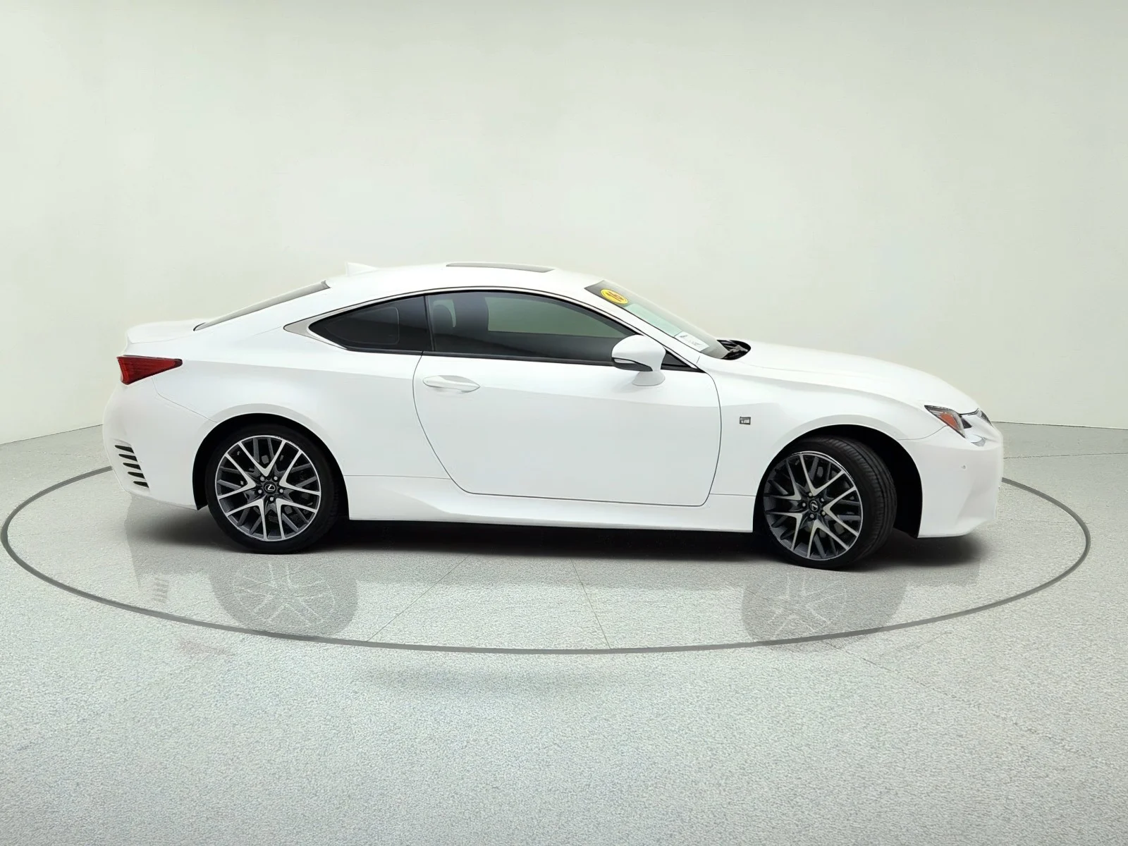 Used 2016 Ultra White Lexus CLOTH image 12