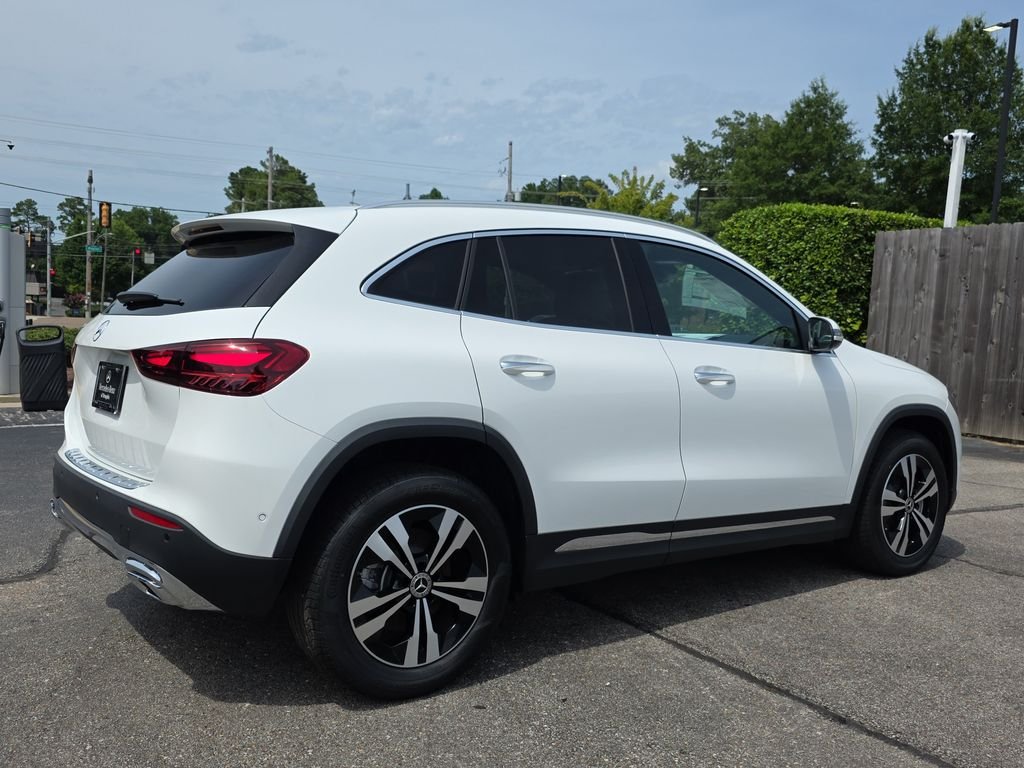 New 2026 Polar White Mercedes-Benz GLA 250 image 5
