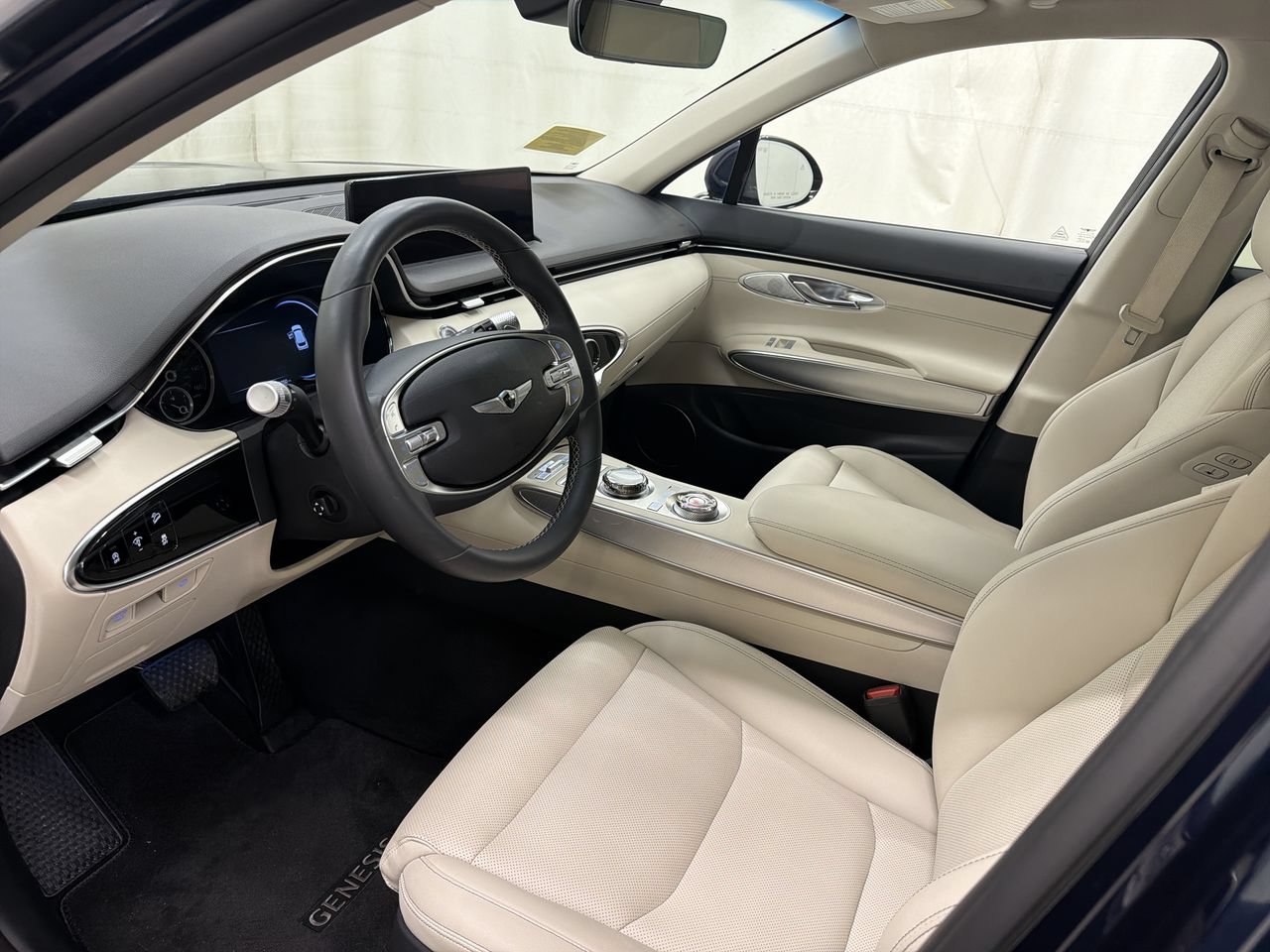 Certified Used 2024 Capri Blue Genesis 2.5T image 14