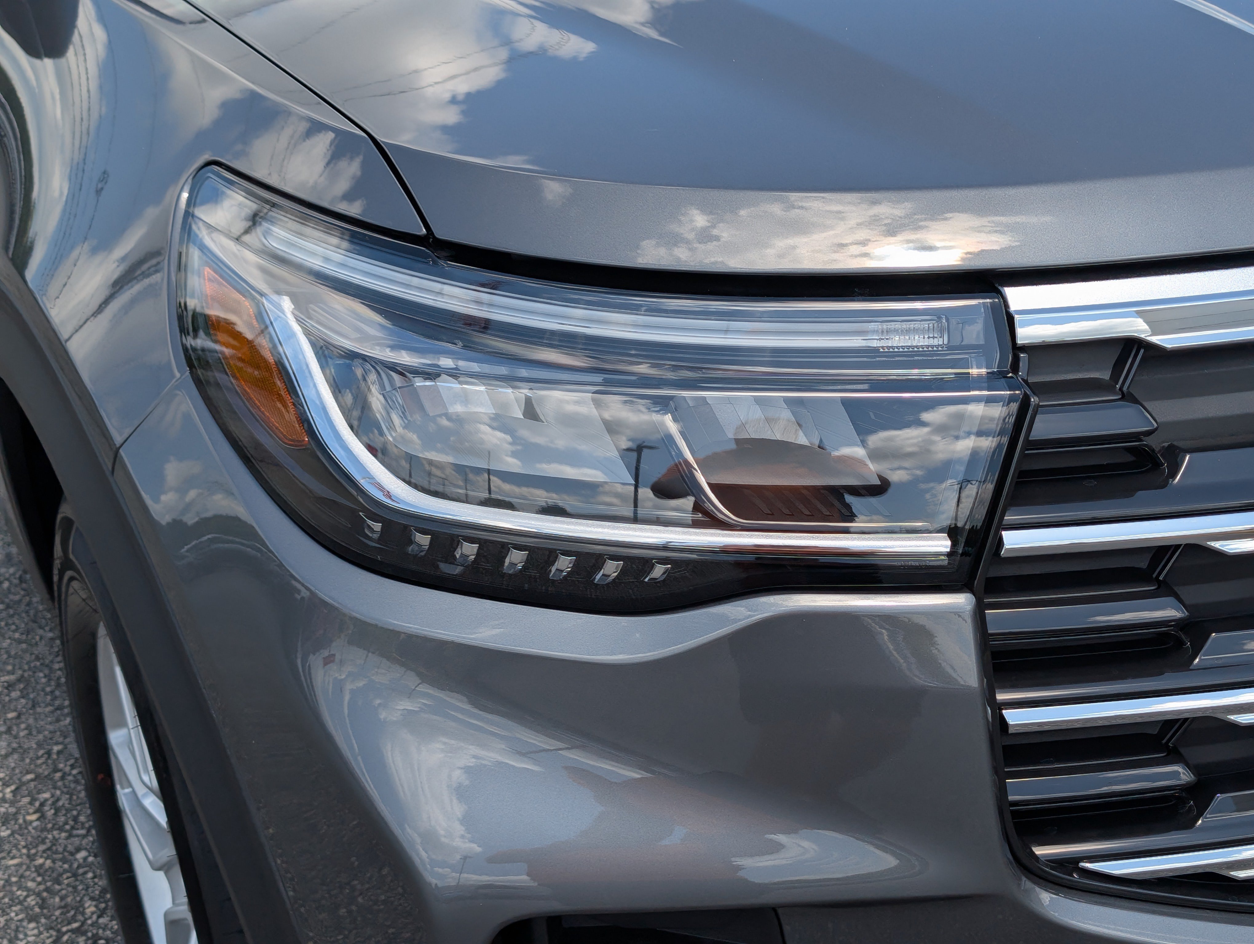 New 2026 Carbonized Gray Metallic FORD Active image 5