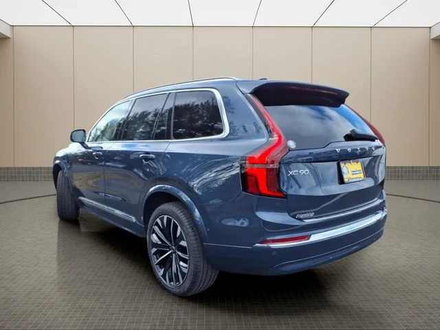New 2026 Denim Blue Volvo T8 Ultra image 7