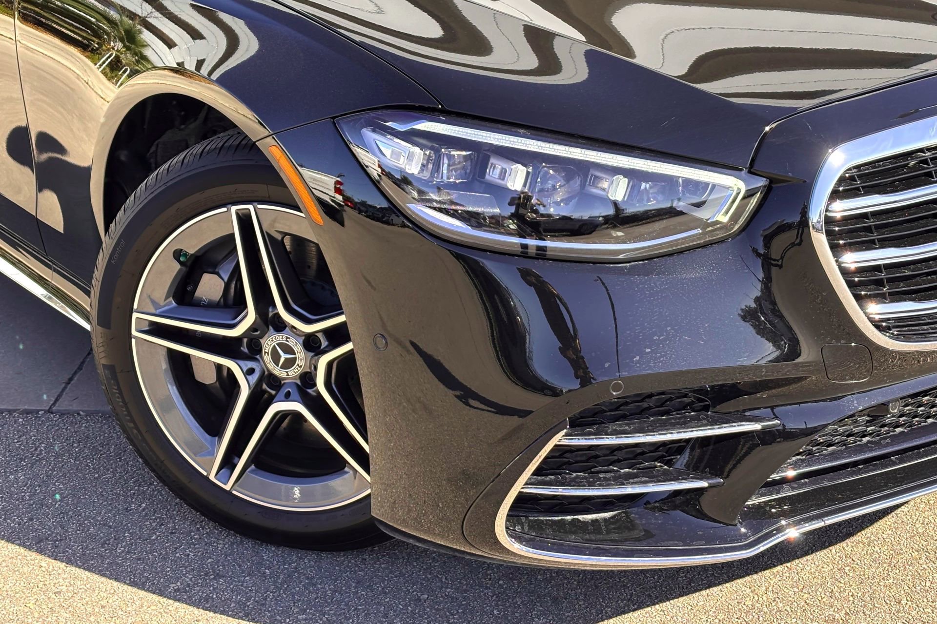 2025 Mercedes-Benz S-Class S 580e - Photo 26