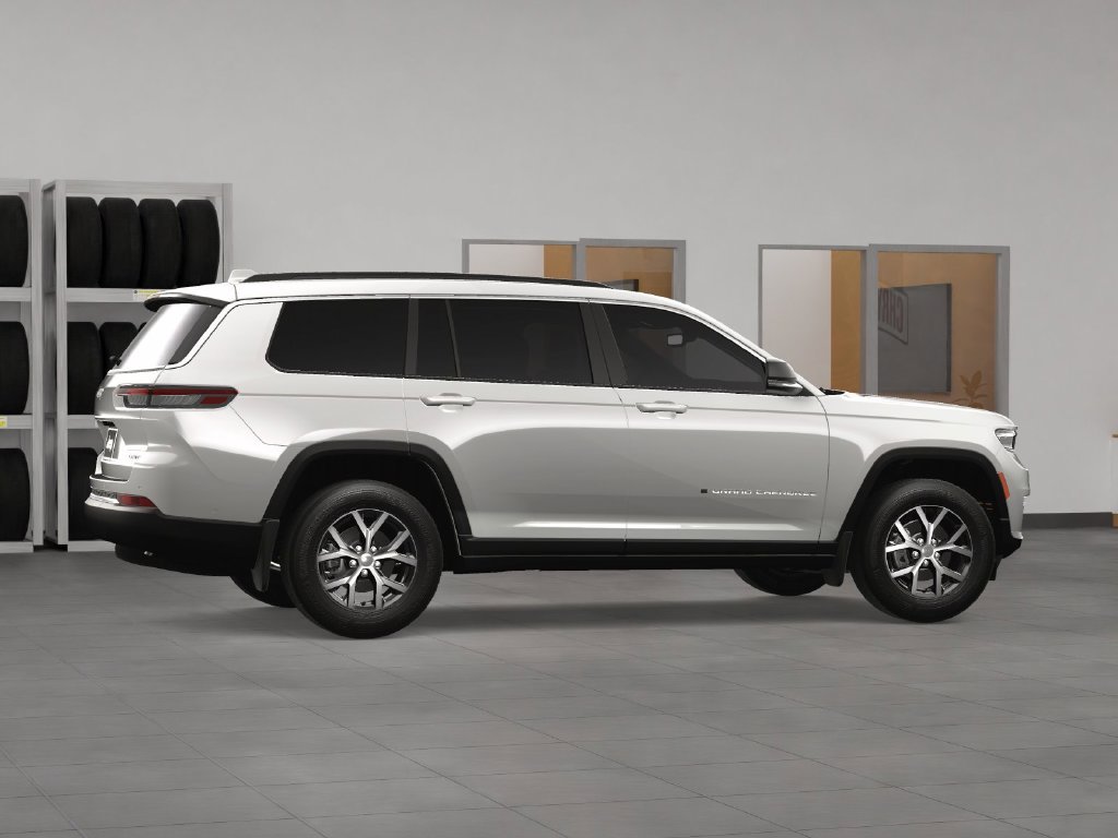 Used 2025 White Jeep Limited image 4