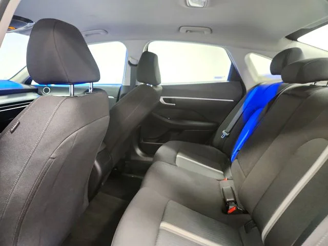 Used 2025 Gray Hyundai SEL image 18