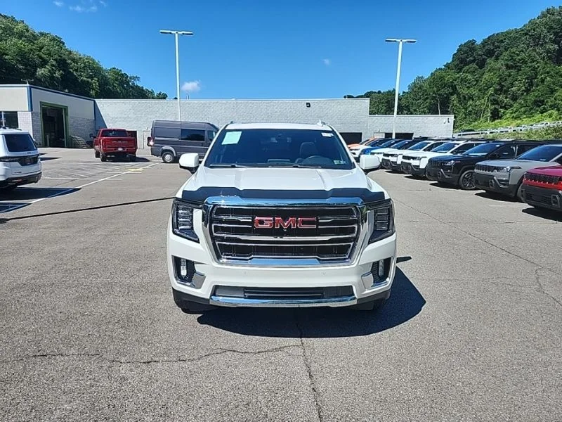 Used 2022 White GMC SLT image 2