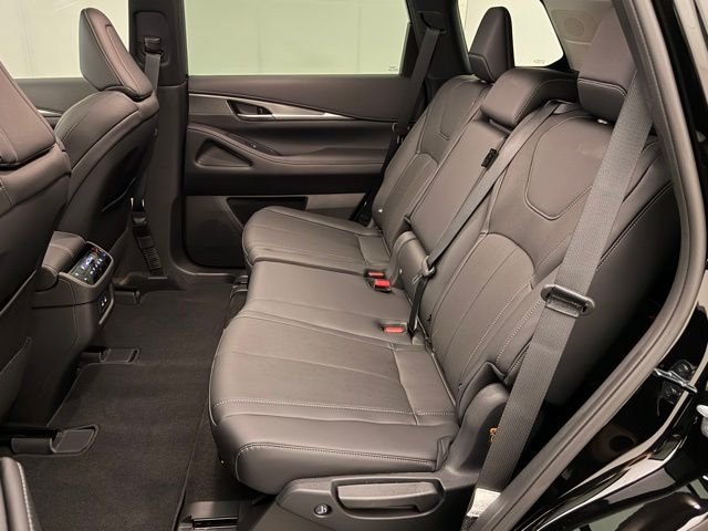 New 2026 BLACK OBSIDIAN INFINITI Pure FWD image 18