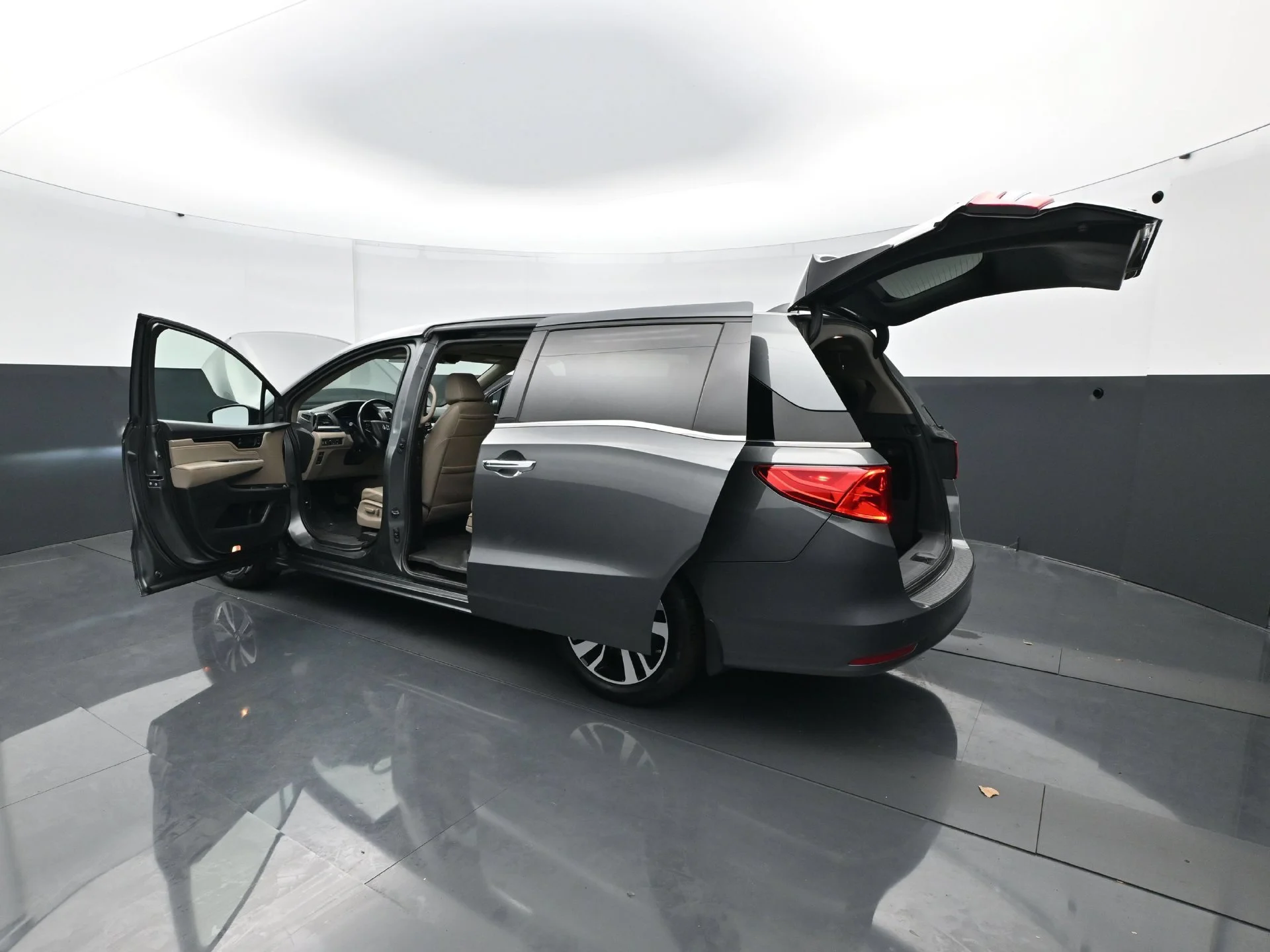 Used 2019 Gray Honda Elite Auto image 35