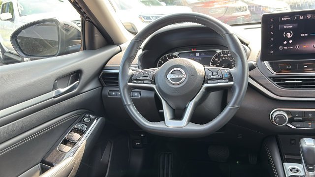 Certified Used 2023 Black Nissan 2.5 SV image 22