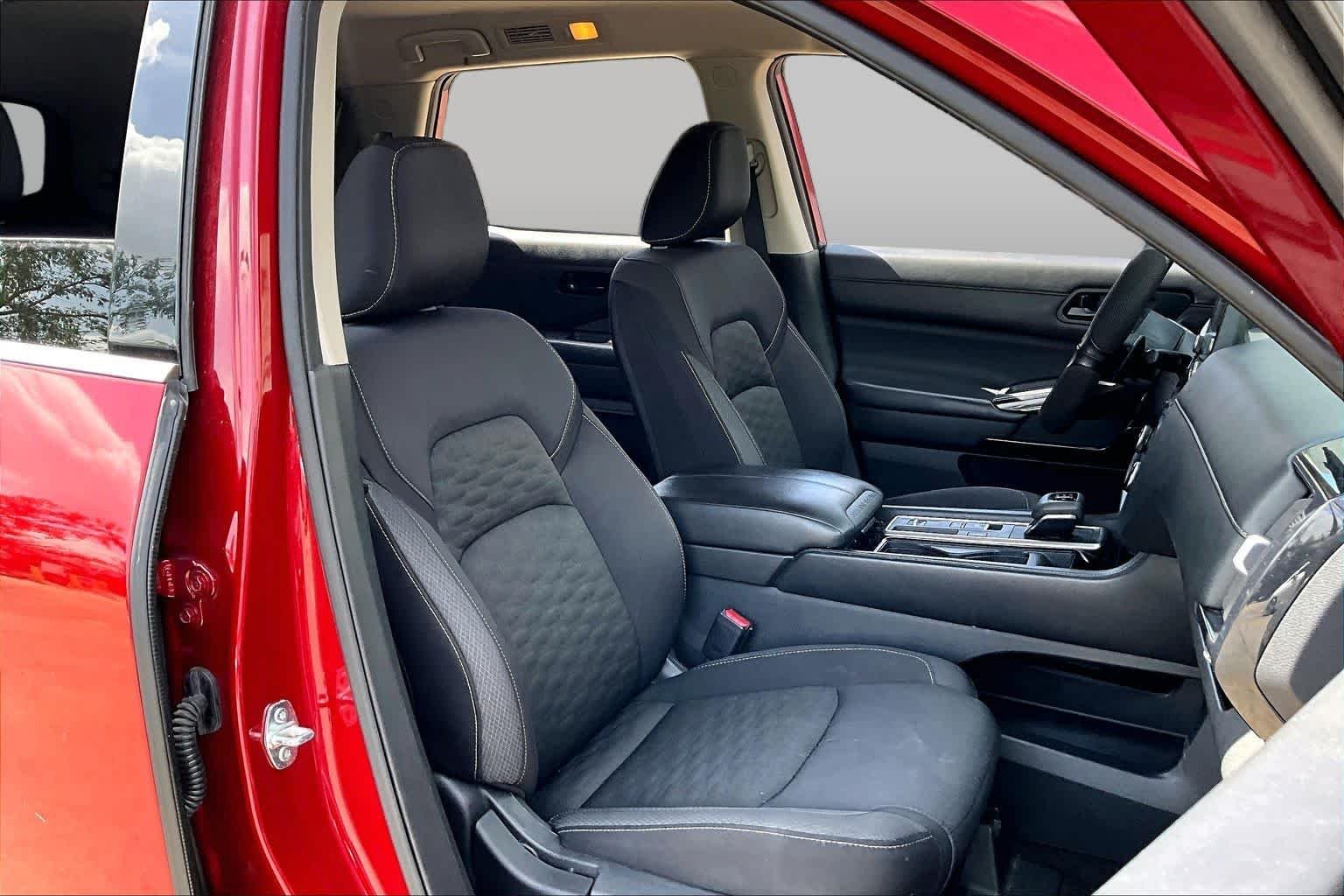 Certified Used 2024 Scarlet Ember Tintcoat Nissan SV image 9