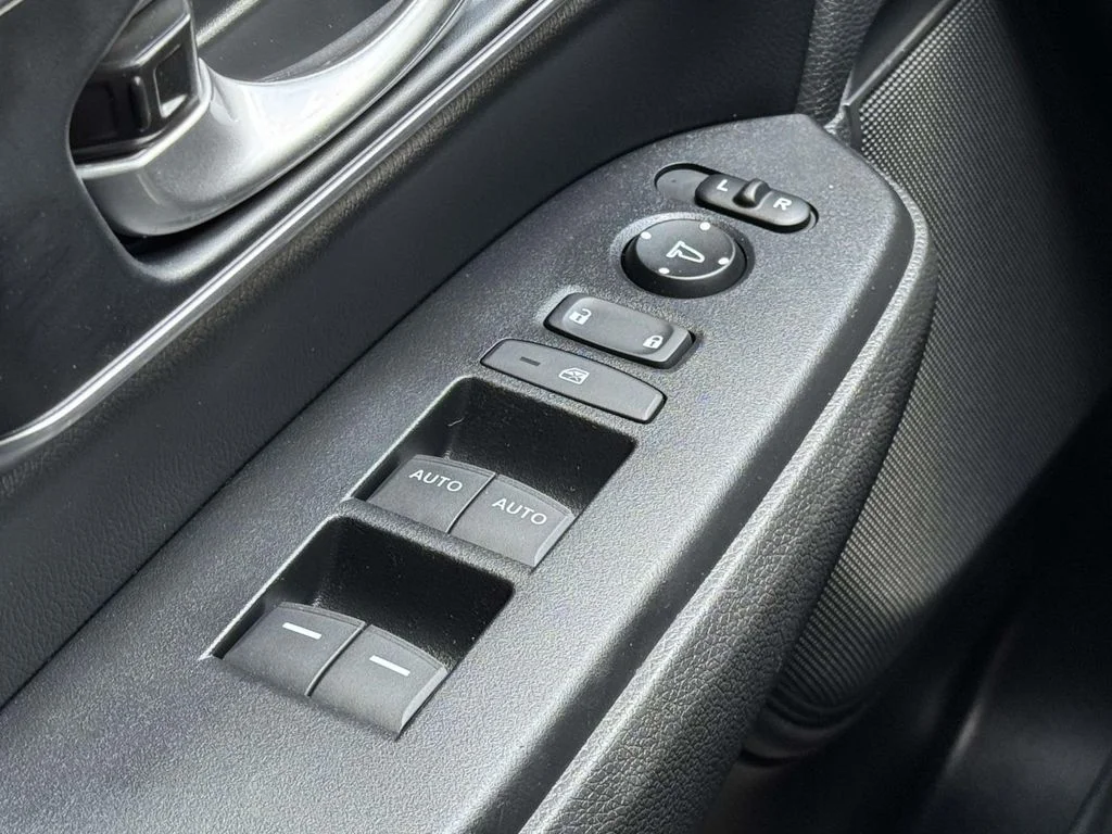2021 Honda CR-V Touring - Photo 28