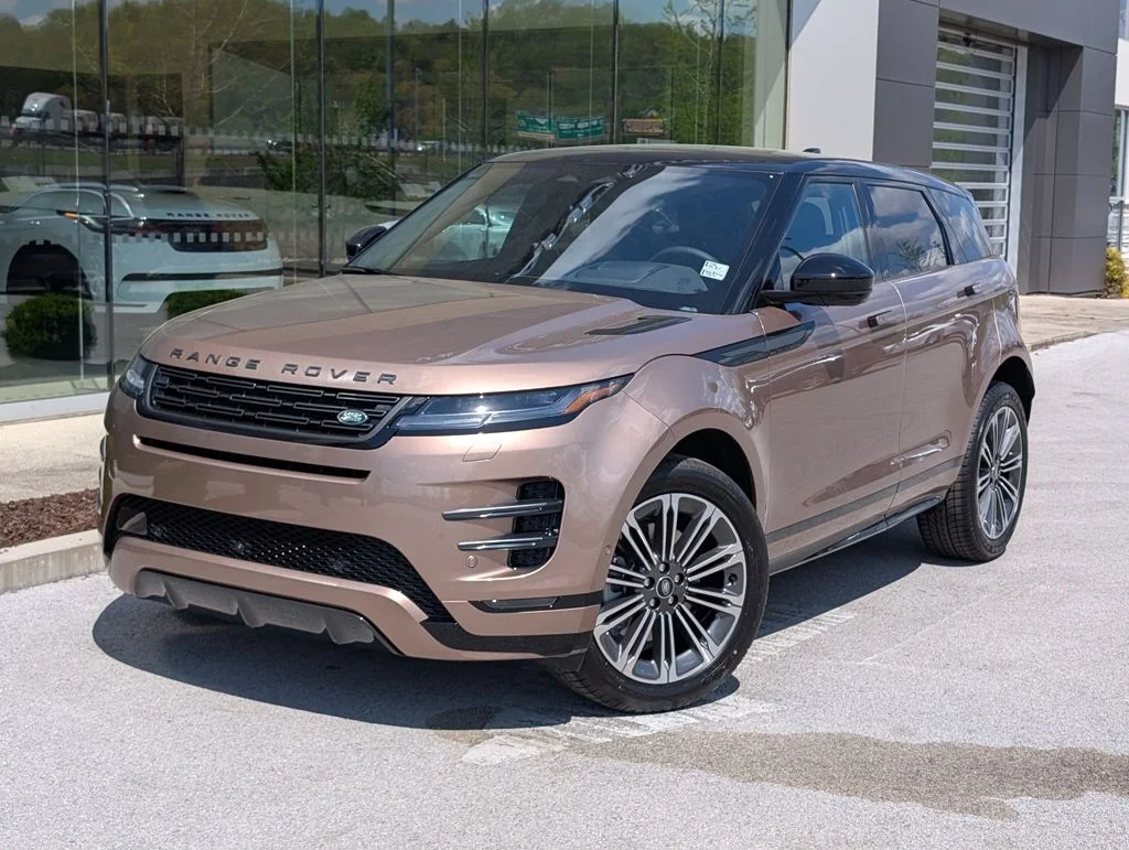 2026 Land Rover Range Rover Evoque Dynamic SE's photo