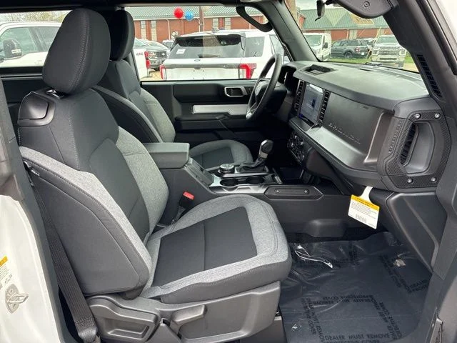 New 2026 Oxford White Ford Base image 17