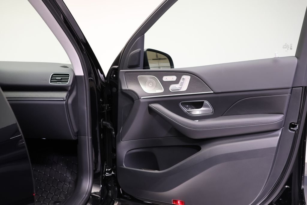 Used 2026 Black Mercedes-Benz GLE 350 image 46