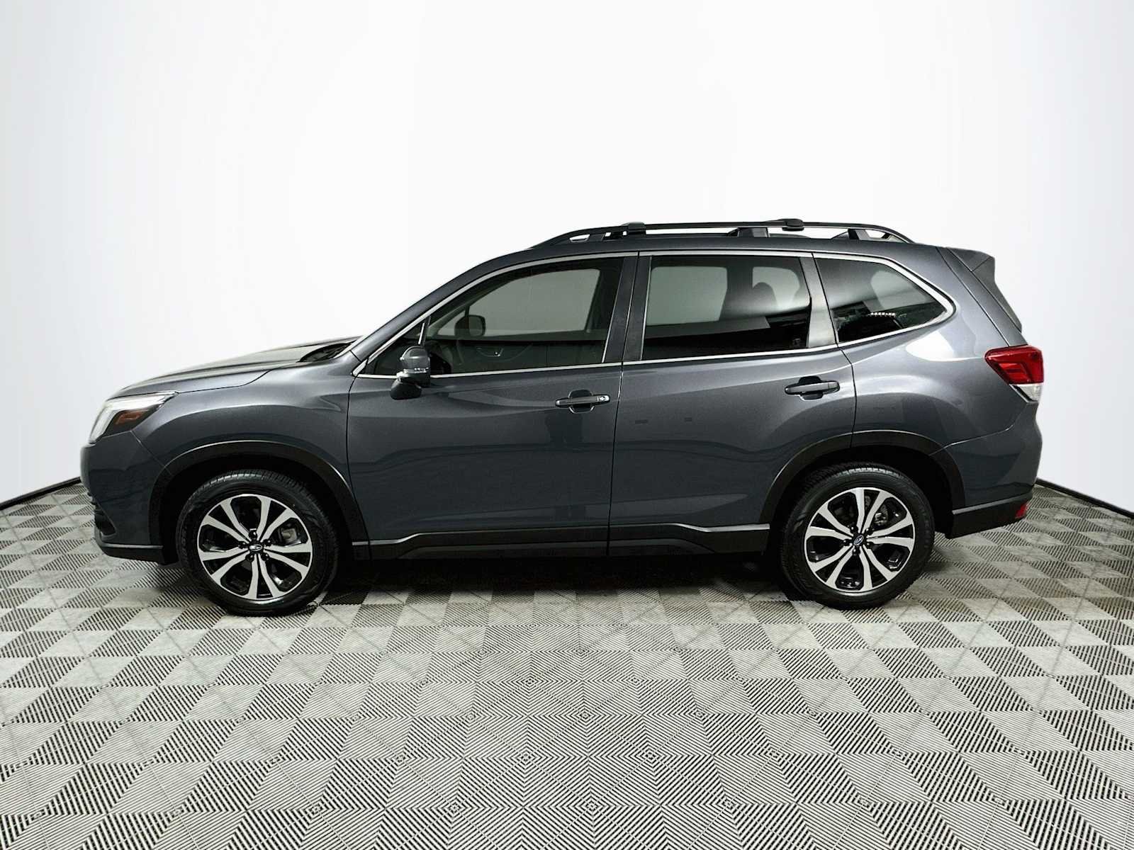 Certified Used 2023 Magnetite Gray Metallic Subaru Limited image 4