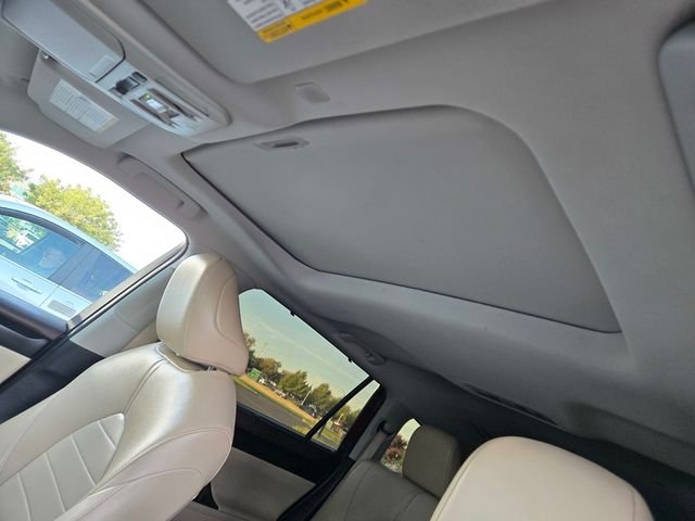 Used 2020 Red Toyota XLE image 14