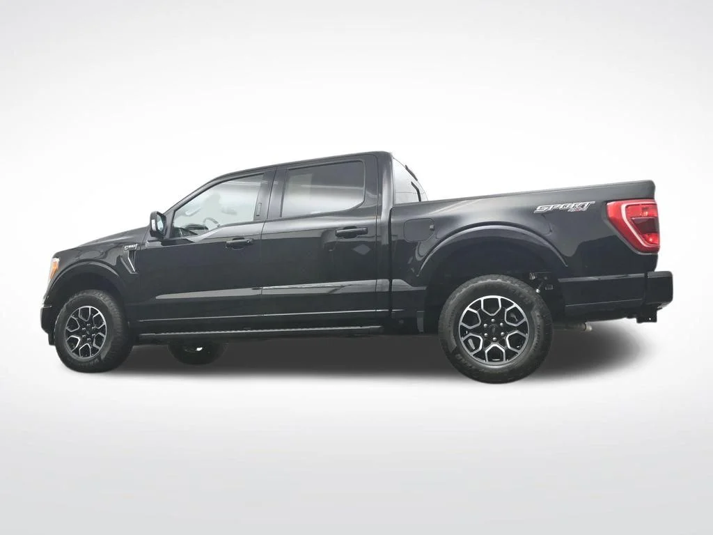 Used 2023 Black Ford XLT image 46