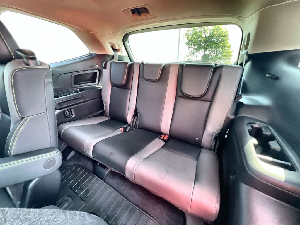 Used 2025 Brown Subaru Onyx Edition image 23